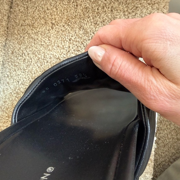 Louis Vuitton Black Lambskin Embossed Monogram Jumbo Flatform Sandals Size 38.5 - Picture 7 of 8